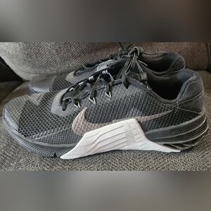NWOB Men’s Nike Metcon 8 Dark Gray/White Lace Up Shoes - Size 12 - Only Tried On